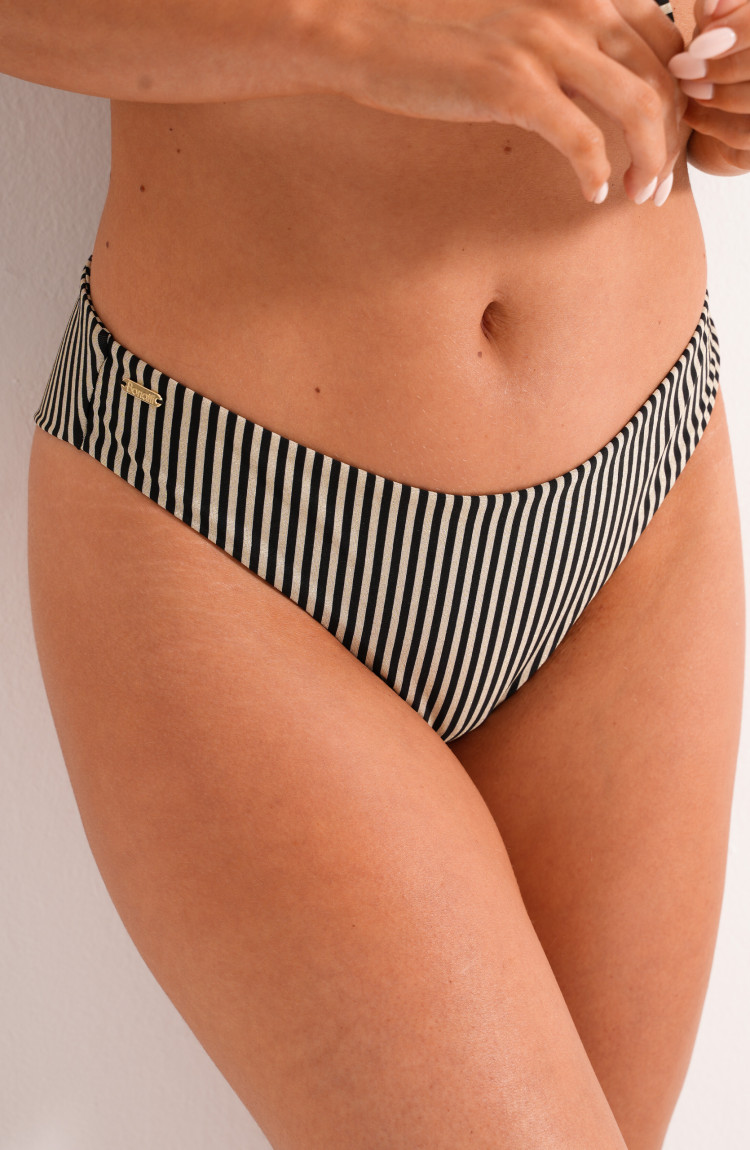 КОСТИМ ЗА КАПЕЊЕ - ДОЛЕН ДЕЛ БРАЗИЛИЈАНА 1-26/194